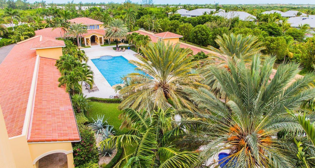 The Tuscany On Grace Bay Eksteriør bilde